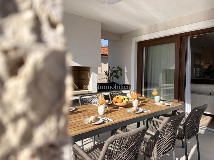 Isola di Krk - elegante villa di lusso con piscina