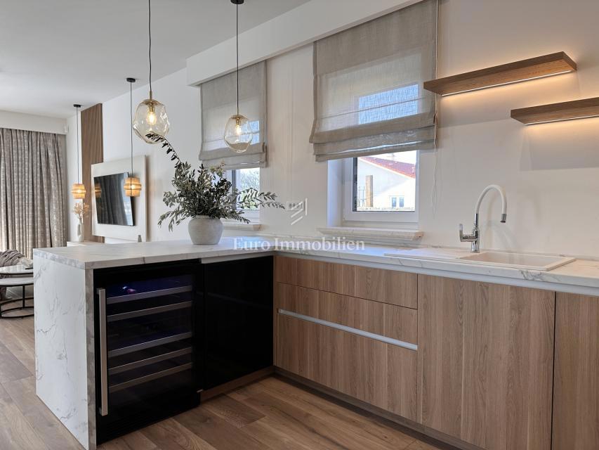 Isola di Krk - elegante villa di lusso con piscina