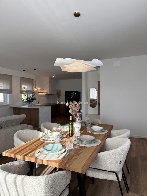 Isola di Krk - elegante villa di lusso con piscina