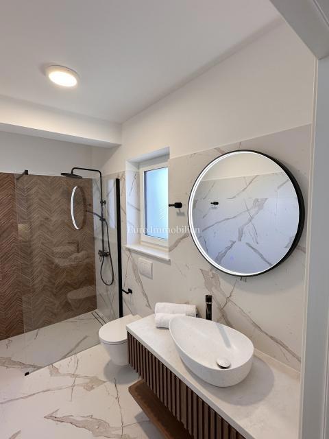 Isola di Krk - elegante villa di lusso con piscina