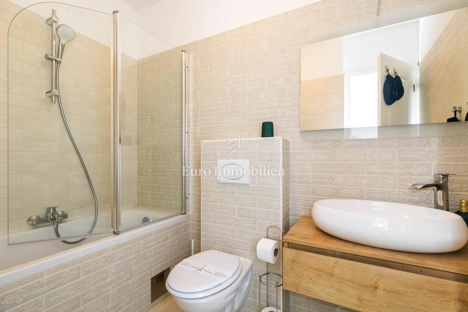 Malinska - casa con piscina e vista mare