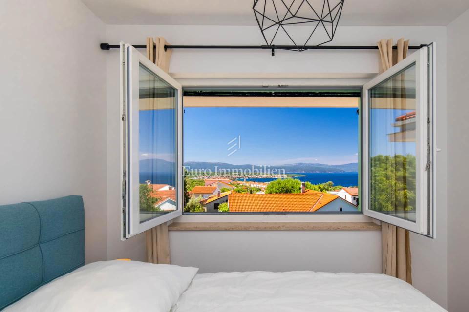 Malinska - casa con piscina e vista mare