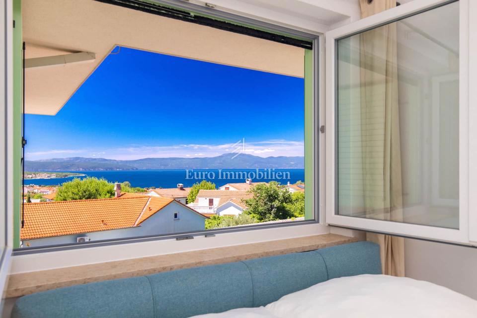 Malinska - casa con piscina e vista mare