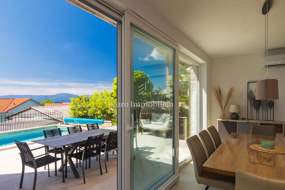 Malinska - casa con piscina e vista mare