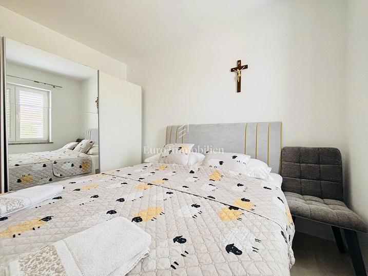 Novalja - appartamento moderno vicino alla spiaggia