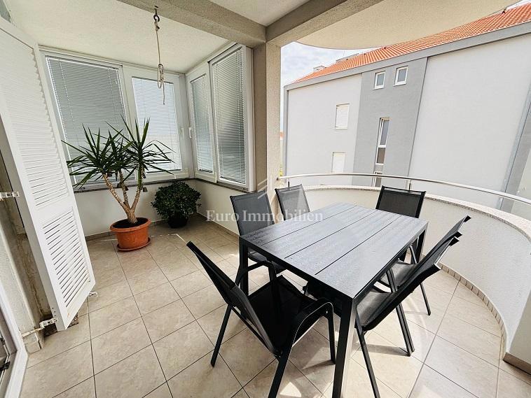 Novalja - appartamento moderno vicino alla spiaggia