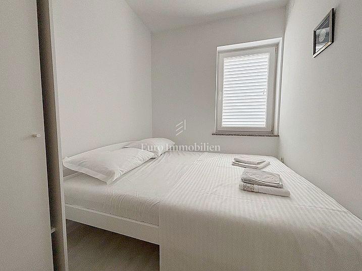 Novalja - appartamento moderno vicino alla spiaggia