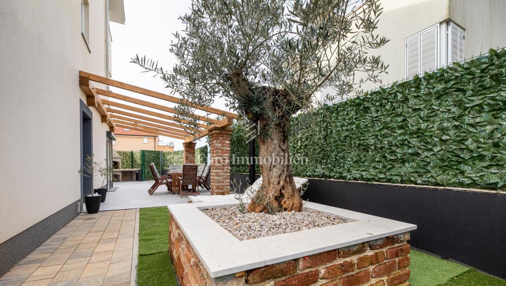 Casa con giardino e vista mare!