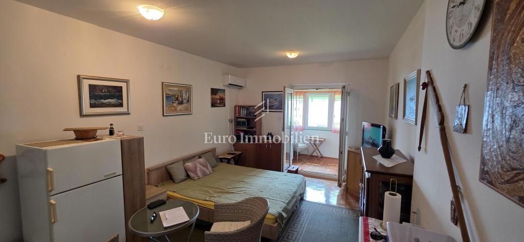 Novi Vinodolski - monolocale con vista mare