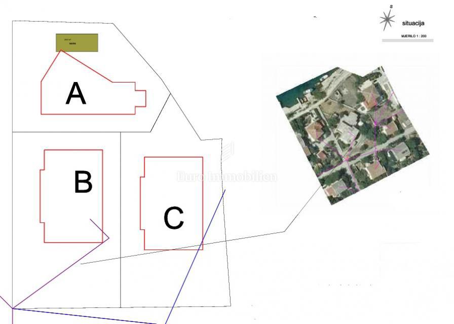 Šimuni, Pag - nuovo edificio, prima fila al mare