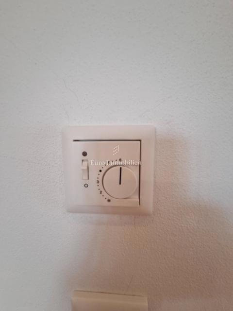 Parenzo - casa unifamiliare con piscina, a 2 km dal mare