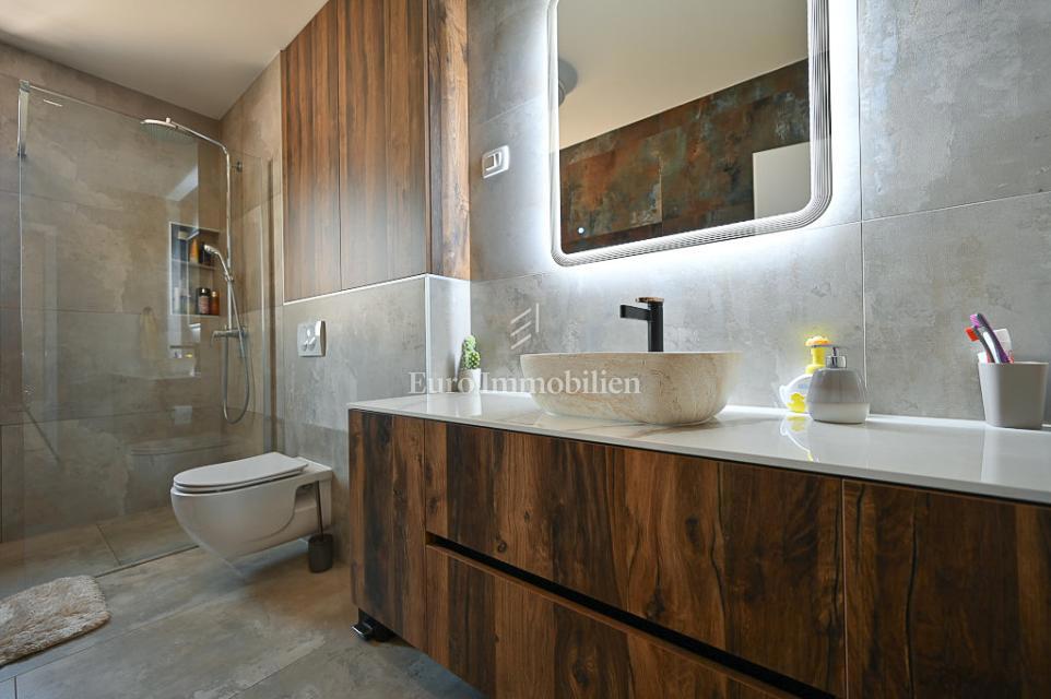 Istria, Cittanova - appartamento a 1000 m dal mare