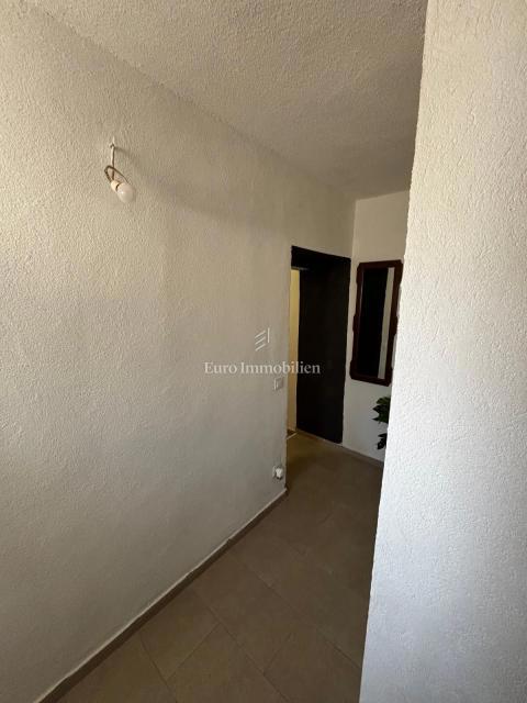 Vrsi, Zara - casa ad un piano ristrutturata