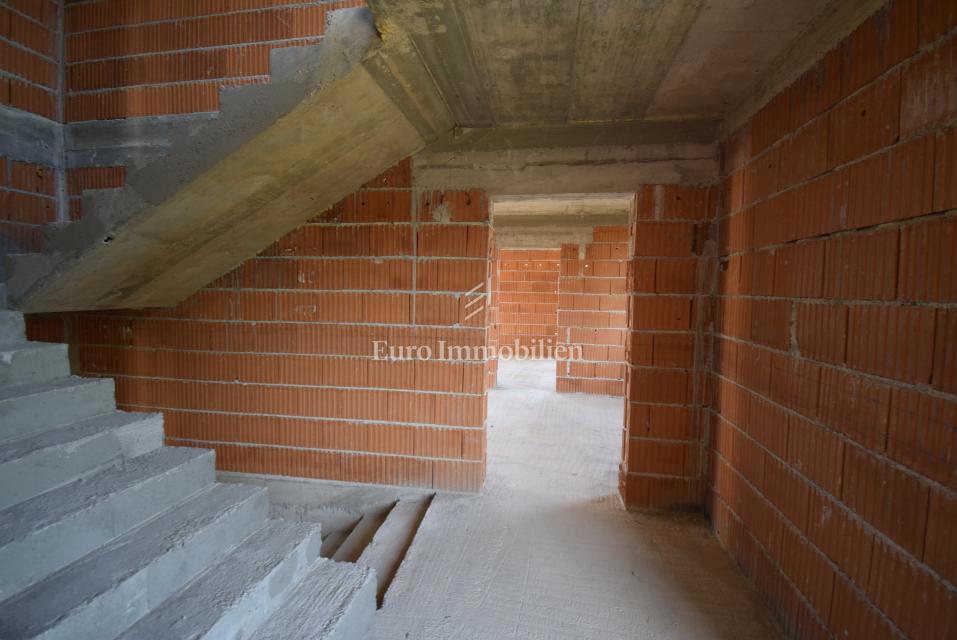 Brodarica-appartamento vicino alla spiaggia