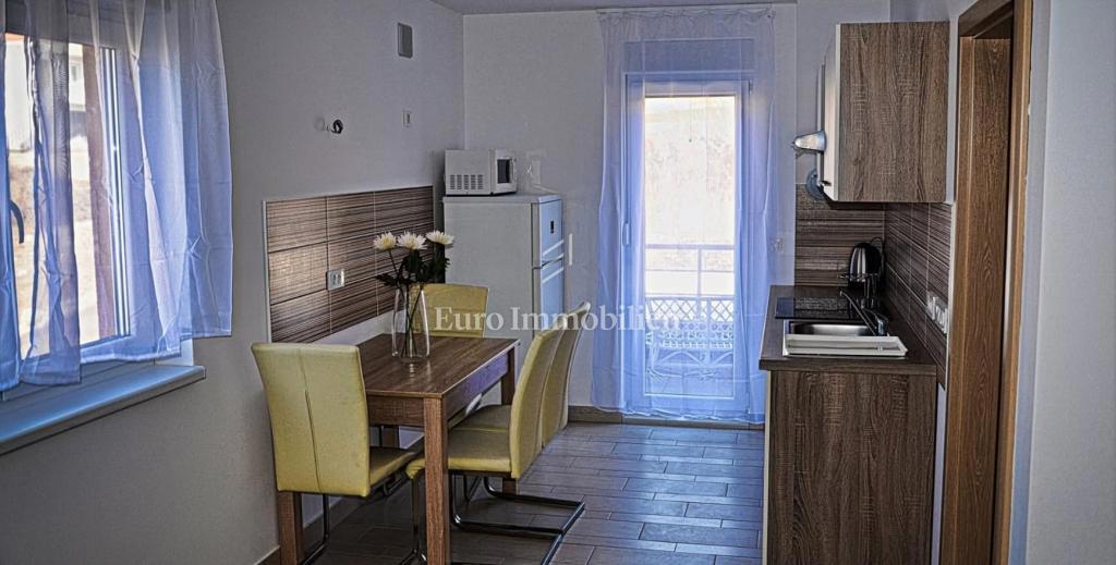 Rtina - appartamento a 15 metri dal mare