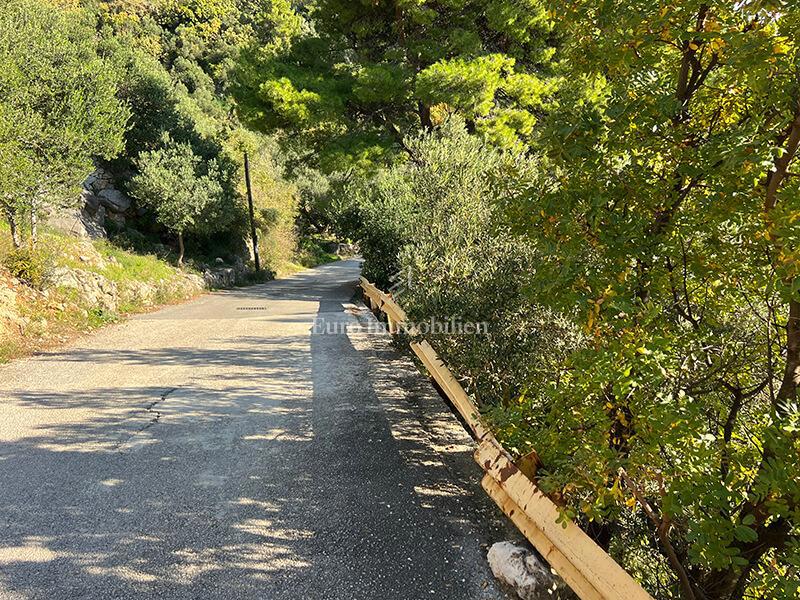 Makarska - terreno edificabile per scopi residenziali