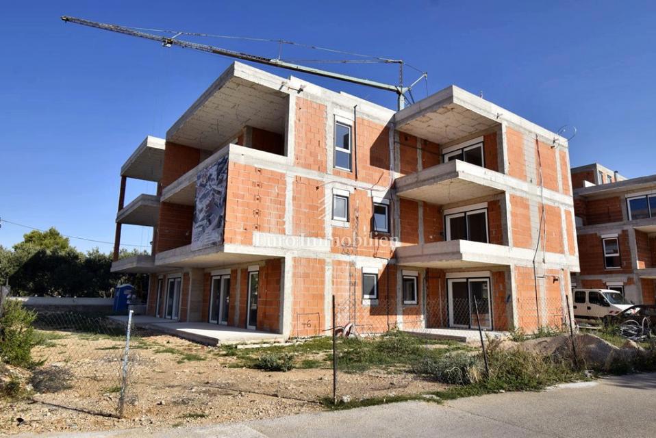 Vodice, Appartamento Moderno A1 in una Nuova Costruzione