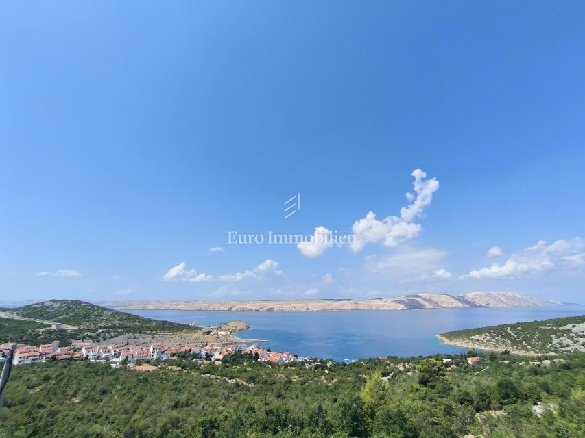 Appartamento con Grande Terrazza e Vista Isole