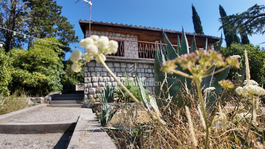 Novi Vinodolski, Haus in Meeresnähe