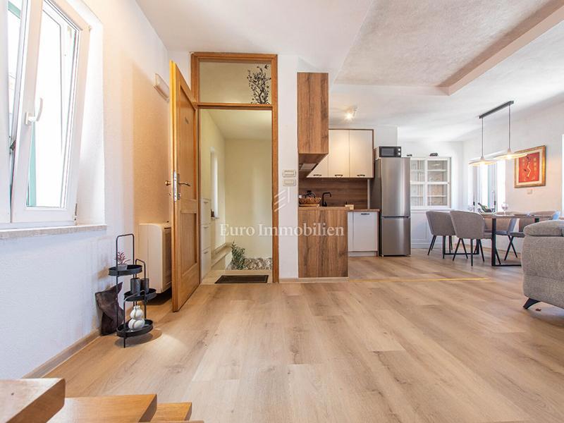 Trilocale nel centro di Macarsca, a 100 m dal mare