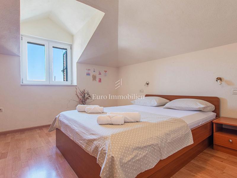 Trilocale nel centro di Macarsca, a 100 m dal mare