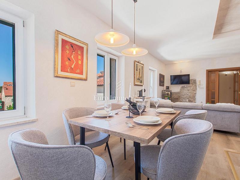 Trilocale nel centro di Macarsca, a 100 m dal mare