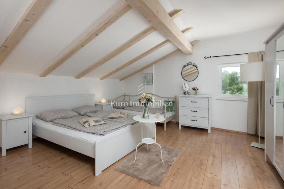 Bribir, Casa vacanze con piscina