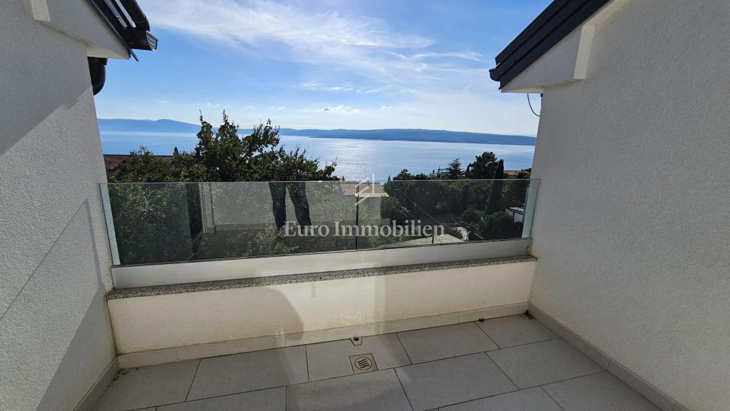 Appartamento su due piani a Crikvenica vicino al mare