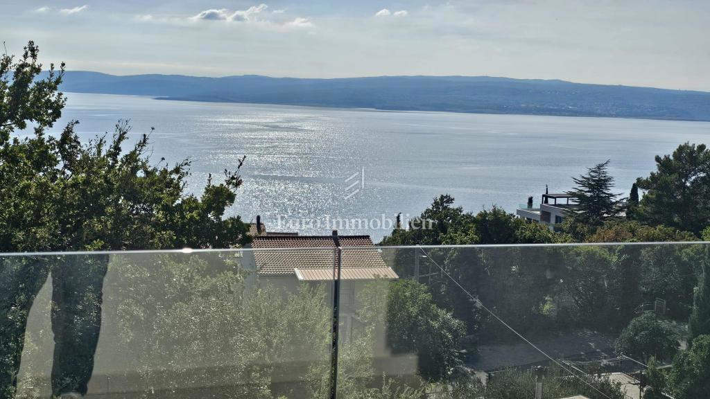 Appartamento su due piani a Crikvenica vicino al mare