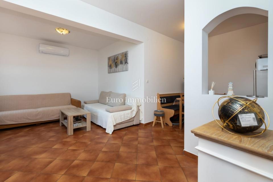 Appartamento con due camere da letto e vista mare