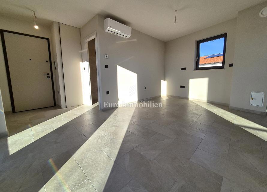 Appartamento in un nuovo edificio con vista mare