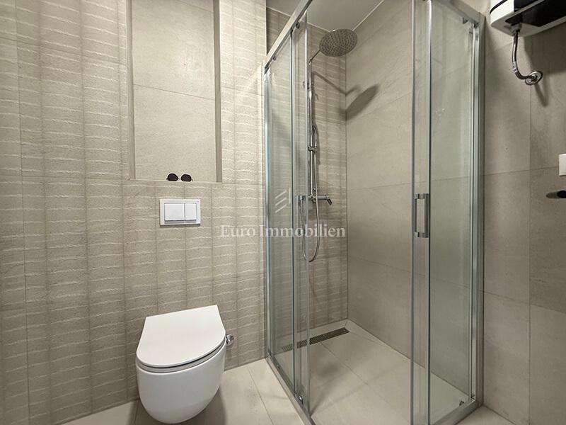 Monolocale nuovo con vista mare