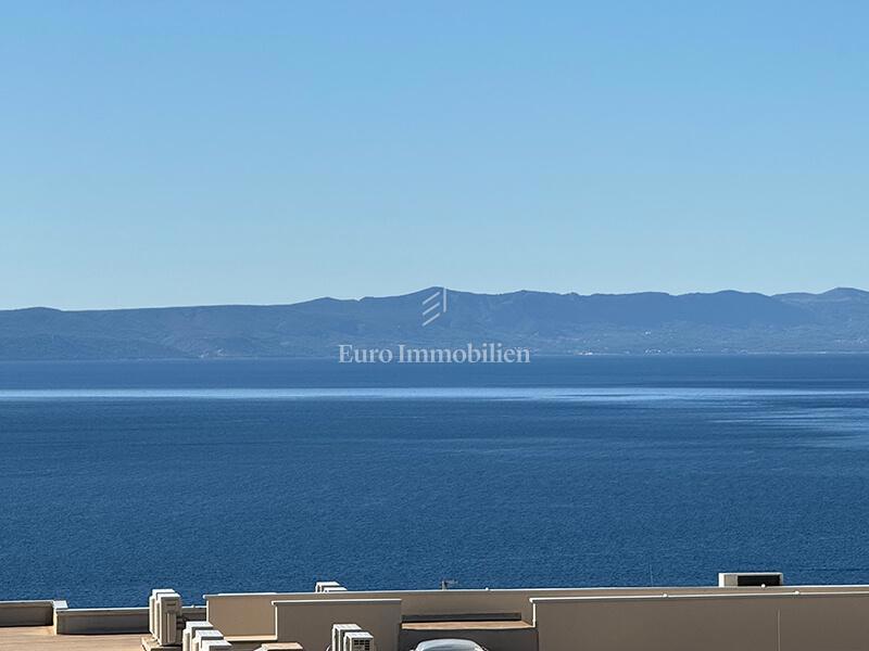 Monolocale nuovo con vista mare