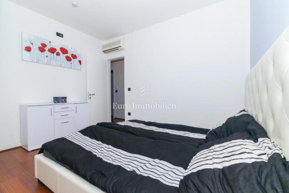 Dramalj – Appartamento con vista mare