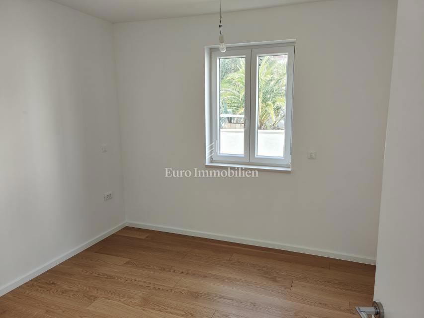 Appartamento con giardino, a 100 metri dal mare