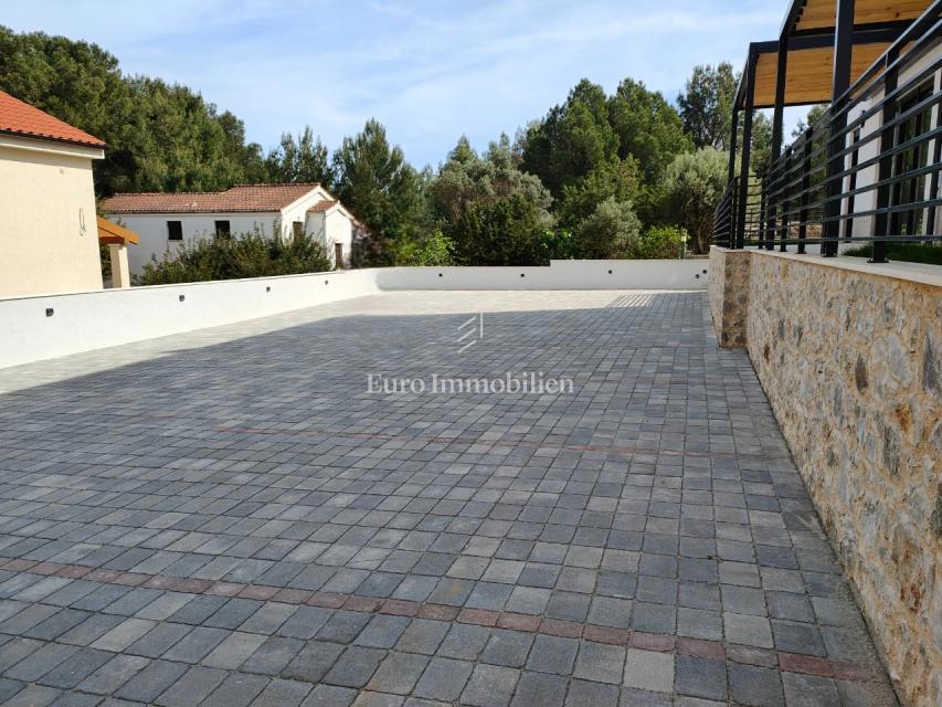 Appartamento con giardino, a 100 metri dal mare