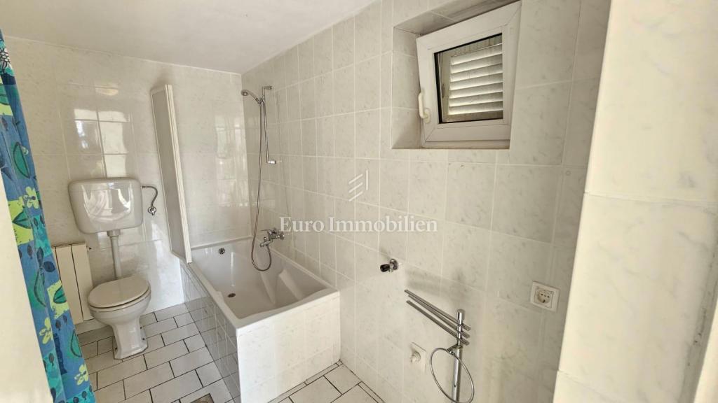 Casa Novi Vinodolski sulla "Bribirska obala"