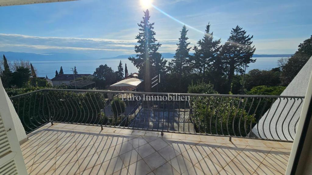 Casa Novi Vinodolski sulla "Bribirska obala"