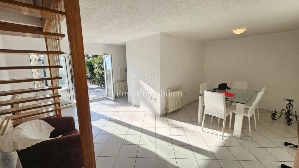 Casa Novi Vinodolski sulla "Bribirska obala"