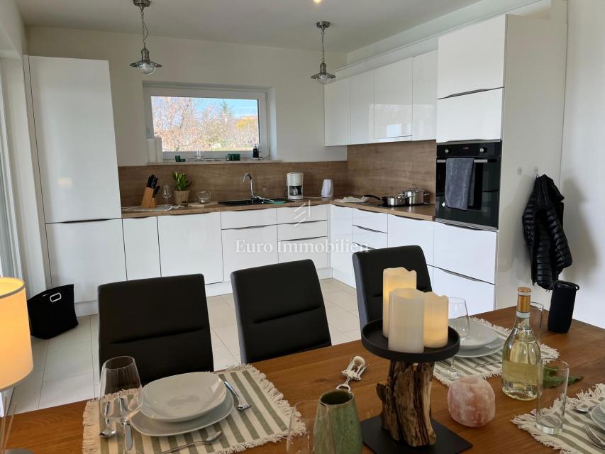 Casa indipendente con piscina, vicino a Cittanova, Istria