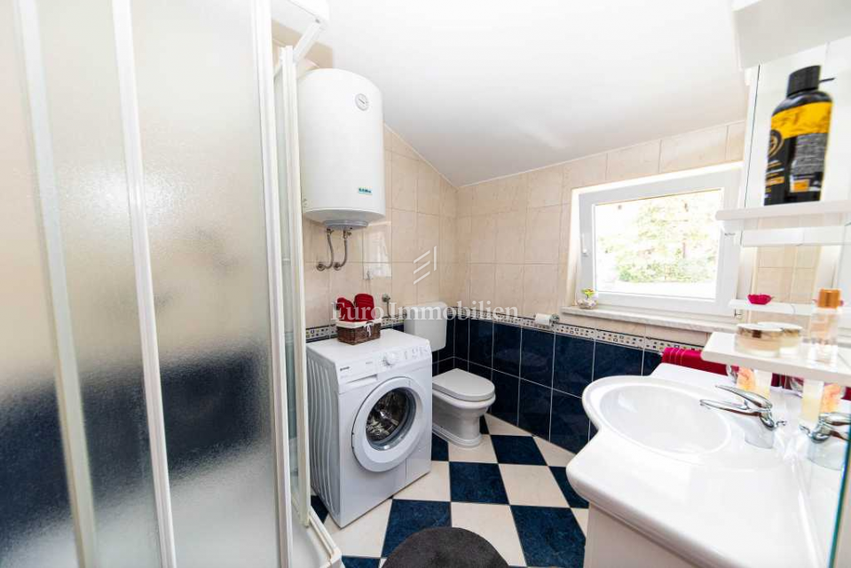 Casa con tre appartamenti in posizione top