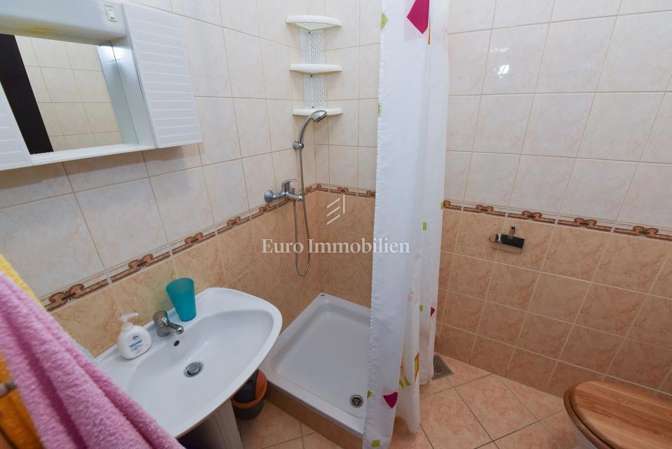 Appartamento in una casa, a 150 m dal mare - Pag