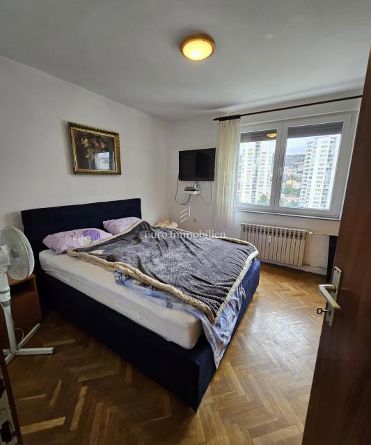 Kozala  Appartamento con due camere e soggiorno in vendita, ottima posizione