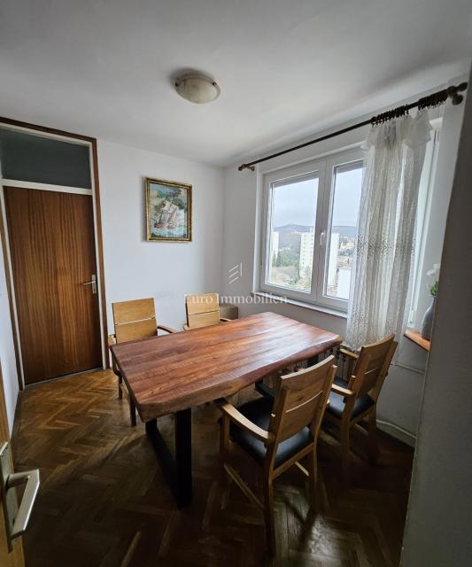 Kozala  Appartamento con due camere e soggiorno in vendita, ottima posizione