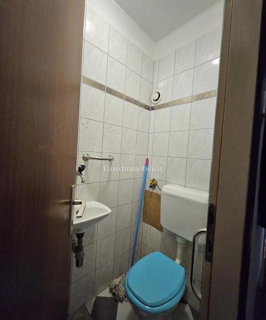 Kozala  Appartamento con due camere e soggiorno in vendita, ottima posizione