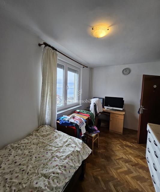 Kozala  Appartamento con due camere e soggiorno in vendita, ottima posizione