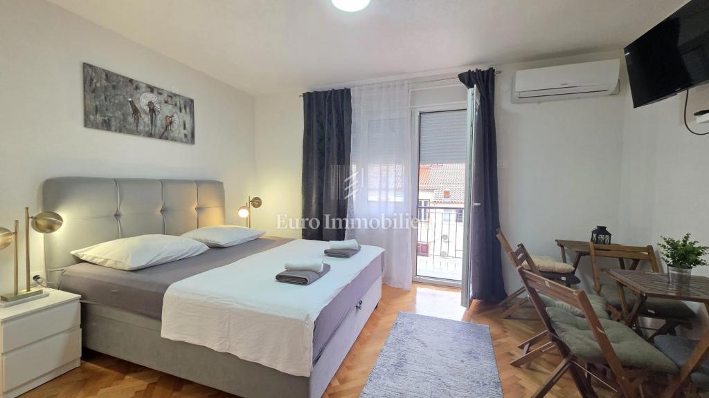 Casa nel centro della città, a 100 m dal mare - Crikvenica