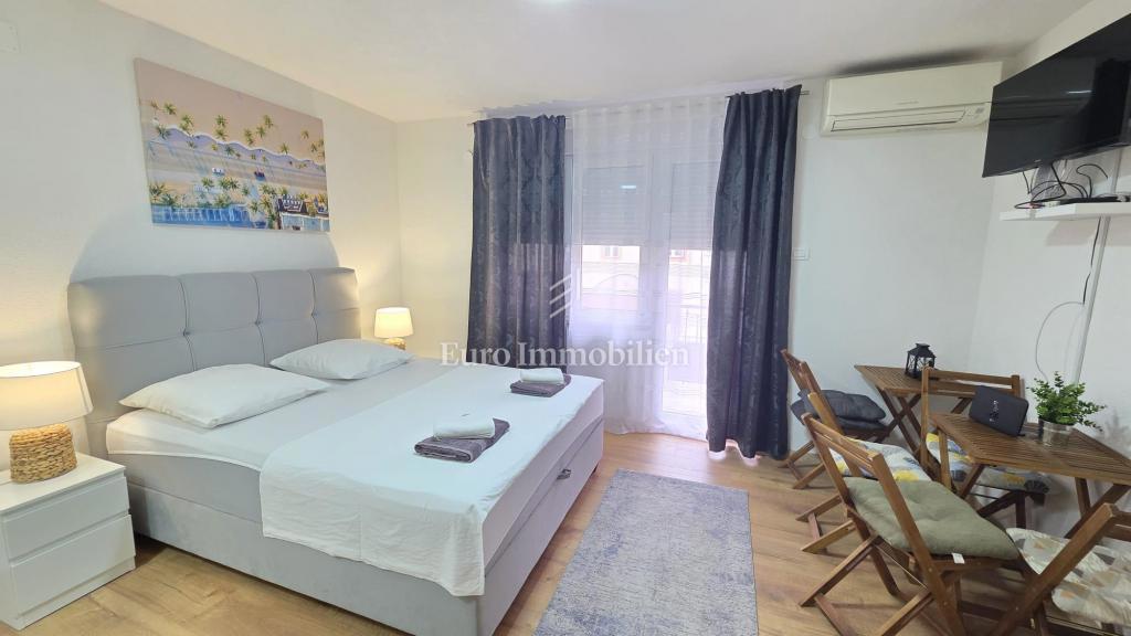 Casa nel centro della città, a 100 m dal mare - Crikvenica