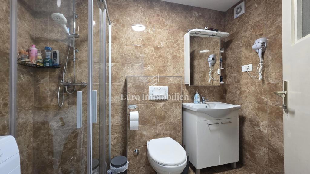 Casa nel centro della città, a 100 m dal mare - Crikvenica