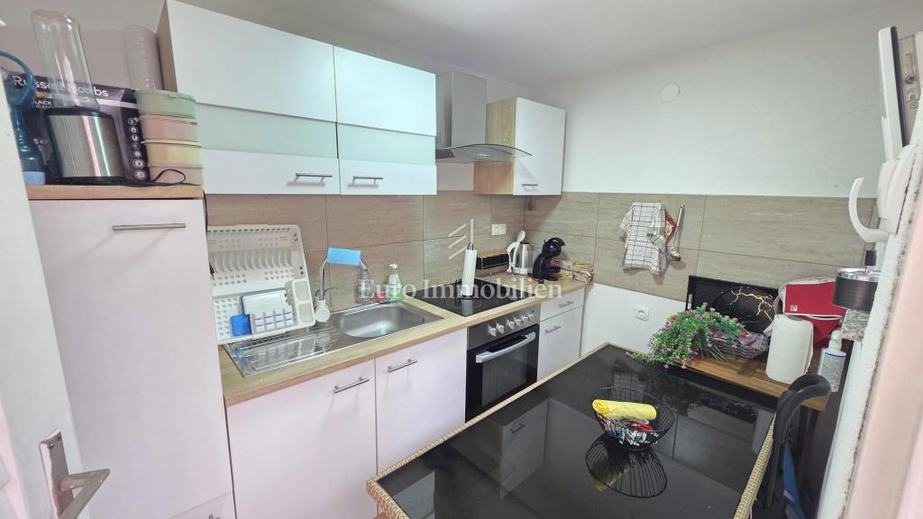 Casa nel centro della città, a 100 m dal mare - Crikvenica